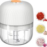 Electric Garlic Chopper, Mini Portable Veggie Chopper, 250ML Garlic Grinder Masher Onion Grinder, Blender to Vegetable, Wireless Food Processor for Ginger, Chili, Fruit, Meat, etc