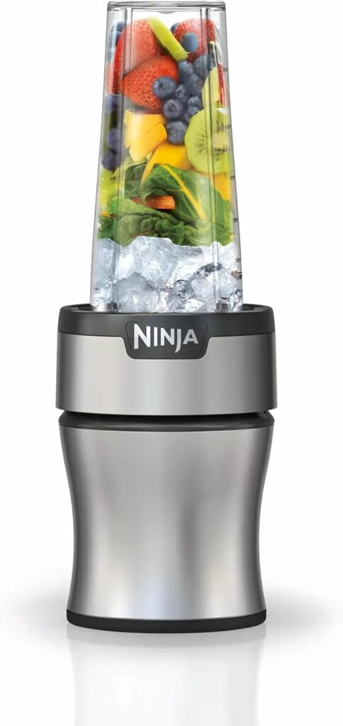 Ninja BN301 Nutri-Blender Plus Compact Personal Blender, 900-Peak-Watt Motor, Frozen Drinks, Smoothies, Sauces & More, (3) 20 oz. To-Go Cups, (2) Spout-Lids (1) Storage-Lid, Dishwasher Safe, Silver