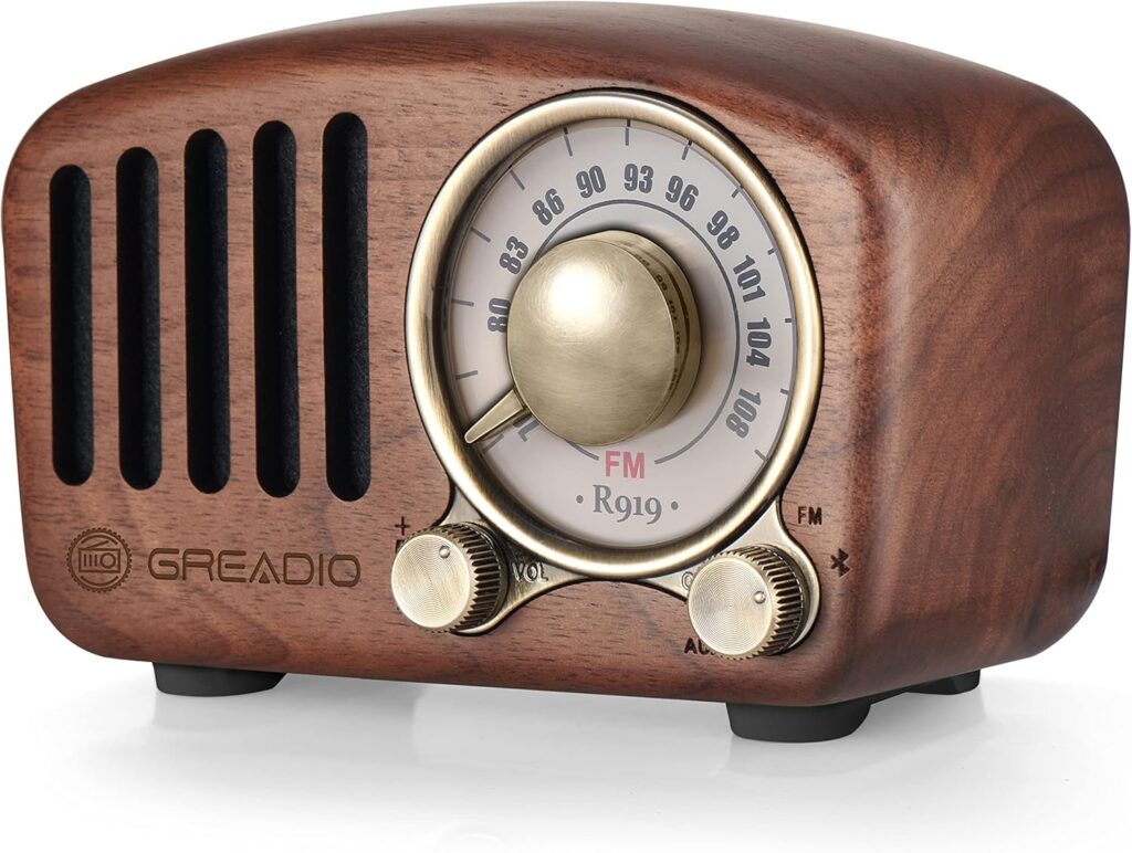 Vintage Greadio Walnut Wood Bluetooth Speaker Radio – Retro Style, Bass Enhancement, Loud Volume, Bluetooth 5.0, MP3 & FM Radio