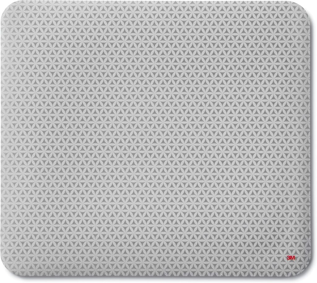 3M Precise Mouse Pad Enhances the Precision of Optical Mice at Fast Speeds, Easy to Clean, Stays in Place, 9 in x 8 in (MP114-BSD1)