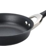 Circulon Symmetry Hard-Anodized Nonstick Frying Pan, 8.5-Inch, Black