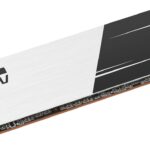 KLEVV CRAS C910 500GB M.2 2280 NVMe PCIe Gen4x4 Laptop & Desktop Internal SSD Heatsink Included, up to 5000MB/s (K500GM2SP0-C91)