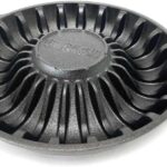 Bayou Classic 7423 Pre-Seasoned Cast Iron Shrimp Pan for Cooking and Serving Holds 24 Jumbo Shrimp