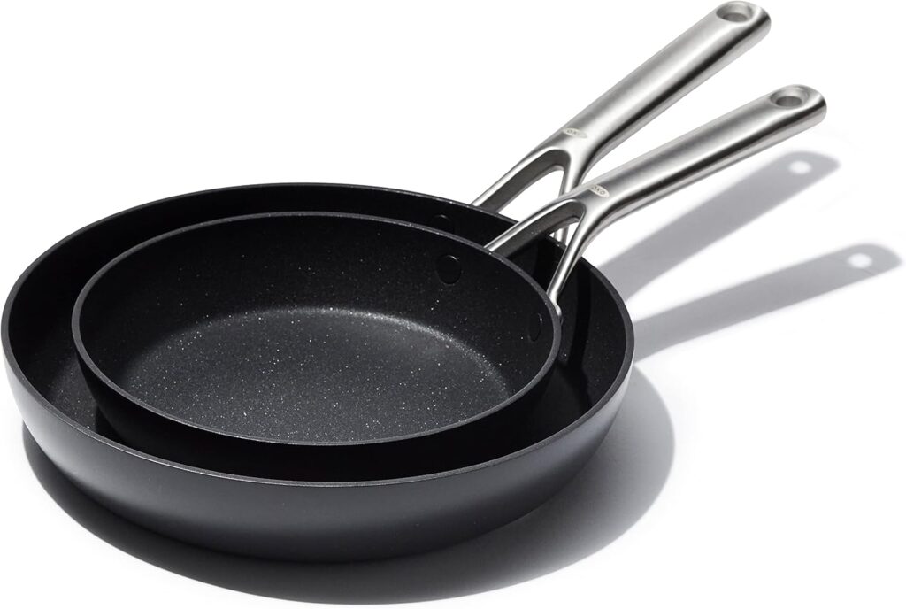 OXO Professional 8″ and 10″ Frying Pan Skillet Set, Hard Anodized Ceramic Nonstick Cookware PFAS-Free, Stainless Steel, Induction Suitable, Diamond Reinforced Coating, Dishwasher and Oven Safe, Black