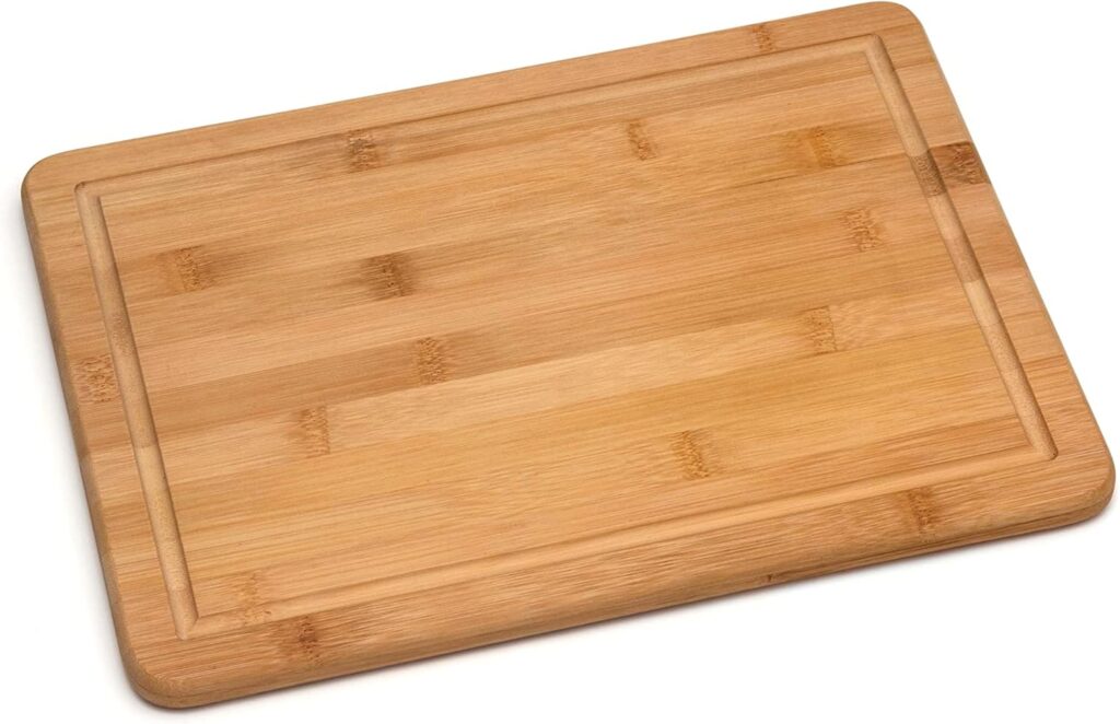 Lipper International Bamboo Wood Kitchen Cutting and Serving Board with Non-Slip Cork Backing, Medium, 13-3/4″ x 9-3/4″ x 5/8″