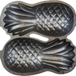 Lodge Manufacturing Company Cast Iron Pineapple Pan