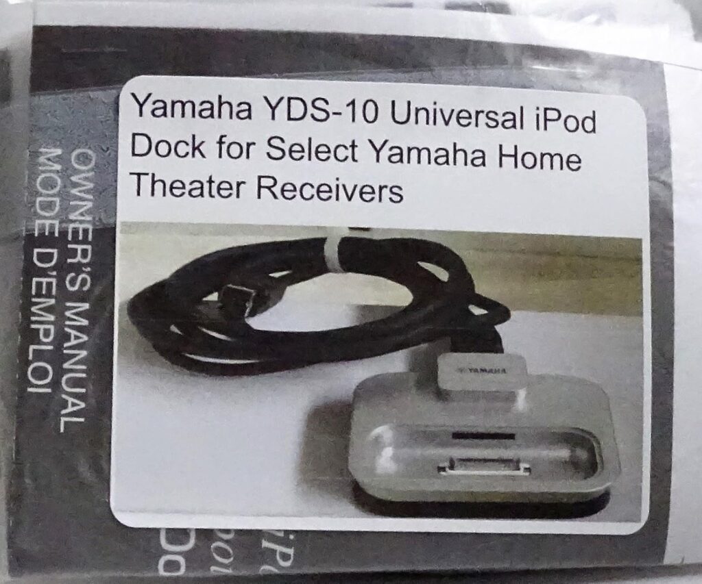 Yamaha YDS-10 Universal iPod Dock for Select Yamaha Home Theater Receivers